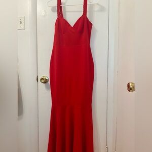 BOOHOO RED GOWN DRESS, SIZE US 6
